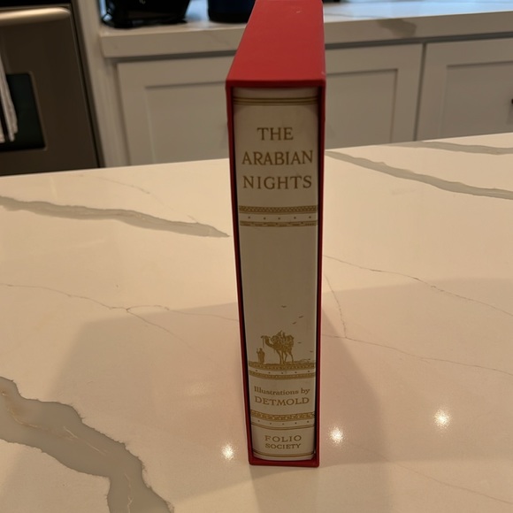 The Arabian Nights - Tales from the Thousand and One Nights - Folio
Society - Picture 8 of 8